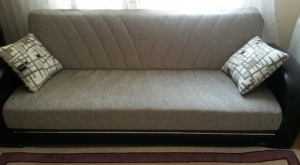 Gizli çekmeceli yemek masası ikinci el 2500 TL 6 Spot ahşap kollu bir adet çekyat